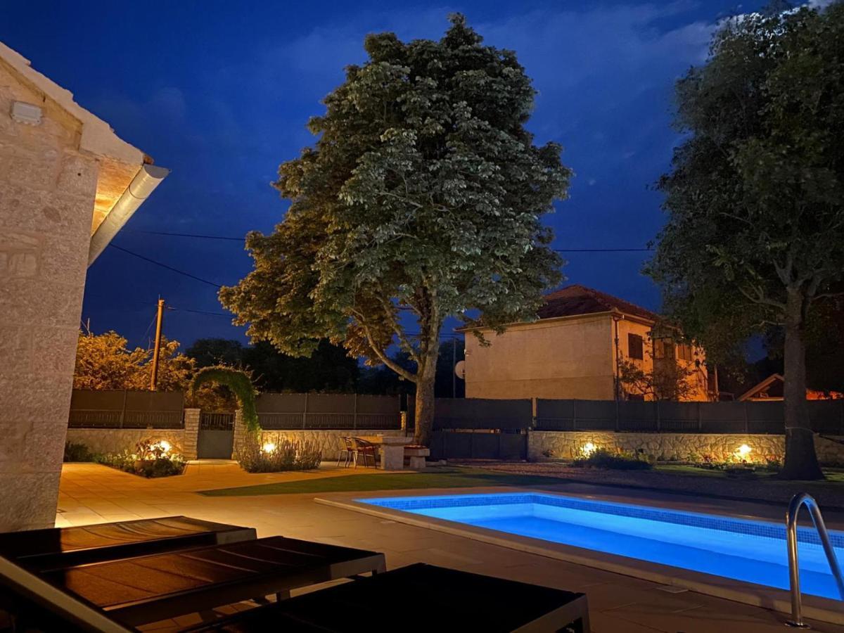Experience Village Life - Jokini Dvori With Private Pool Pakovo Selo Exterior foto