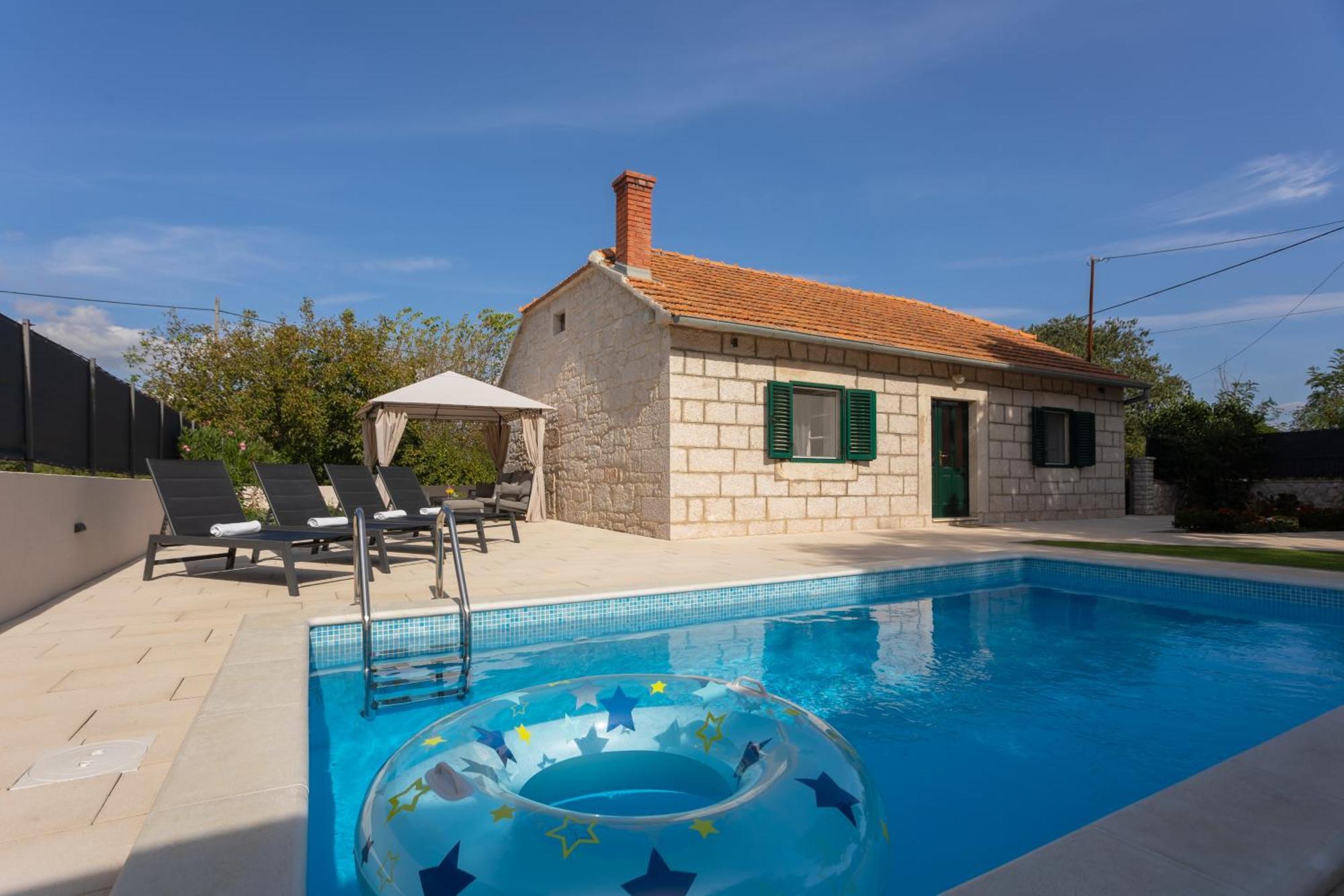 Experience Village Life - Jokini Dvori With Private Pool Pakovo Selo Exterior foto