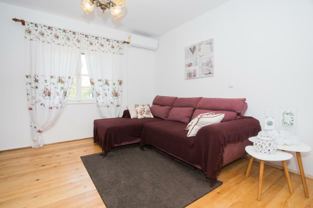 Experience Village Life - Jokini Dvori With Private Pool Pakovo Selo Exterior foto